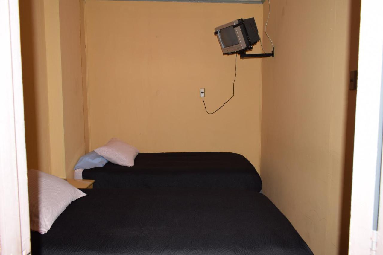 Hostal Torres Del Paine Punta Arenas Dış mekan fotoğraf