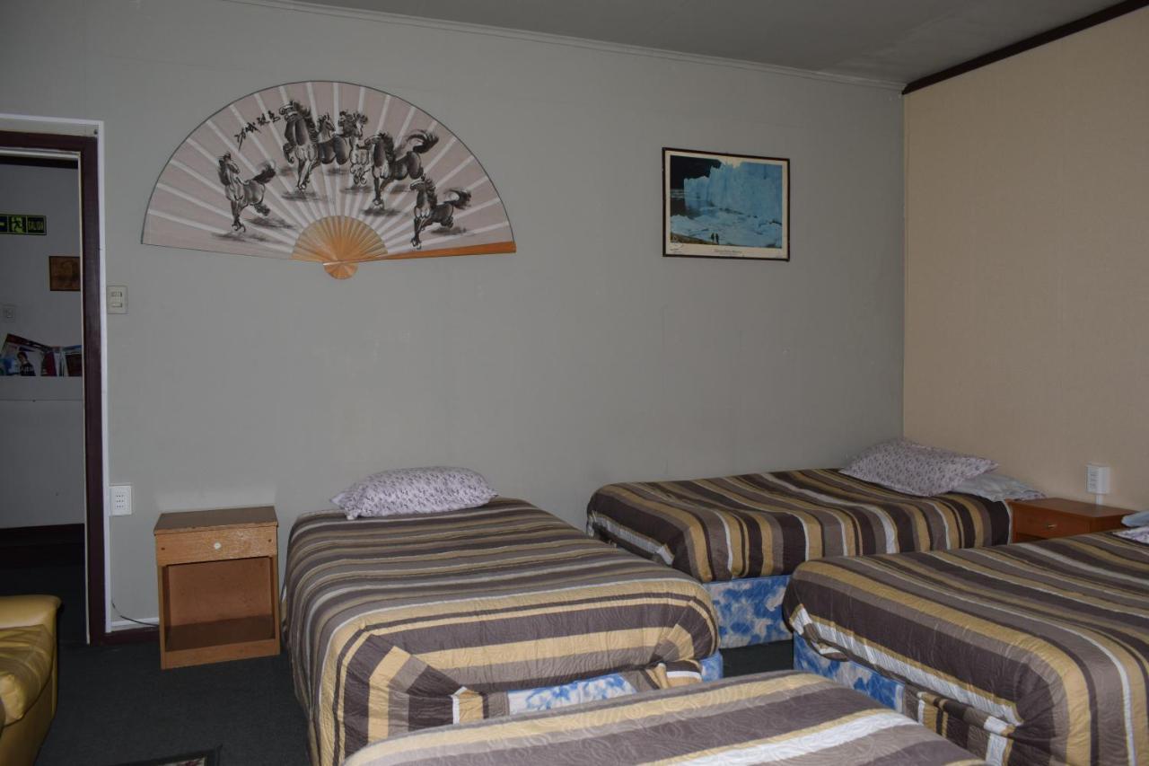 Hostal Torres Del Paine Punta Arenas Dış mekan fotoğraf